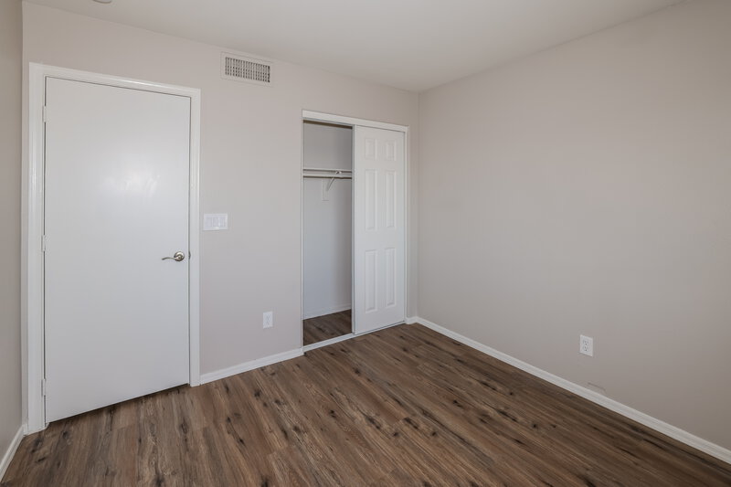 2,955/Mo, 4124 E Anderson Dr Phoenix, AZ 85032 Bedroom View 2