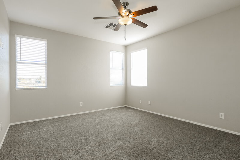 2,640/Mo, 10375 W Monte Vista Rd Avondale, AZ 85392 Main Bedroom View