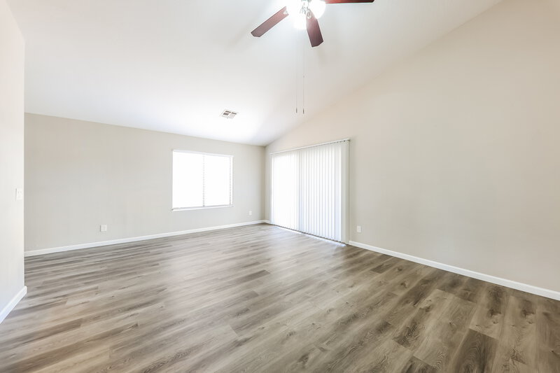1,950/Mo, 14417 N Gil Balcome Surprise, AZ 85379 Living Room View 2