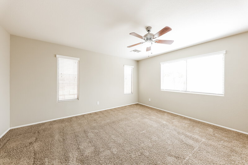 2,495/Mo, 2319 W Running Deer Trl Phoenix, AZ 85085 Family Room View
