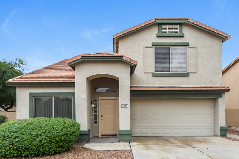 2,195/Mo, 2505 W Red Fox Rd Phoenix, AZ 85085 External View