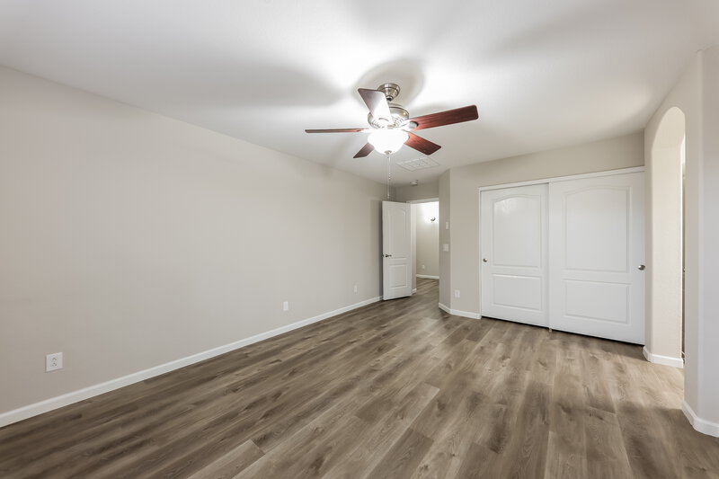 2,195/Mo, 2505 W Red Fox Rd Phoenix, AZ 85085 Main Bedroom View 2