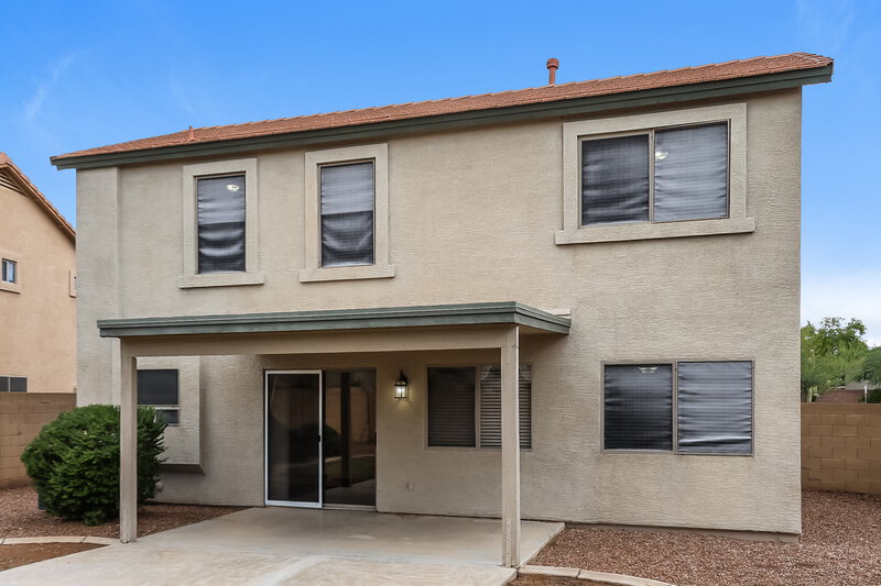 2,195/Mo, 2505 W Red Fox Rd Phoenix, AZ 85085 Rear View