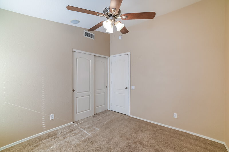 2,020/Mo, 6660 W Monona Dr Glendale, AZ 85308 Bedroom View