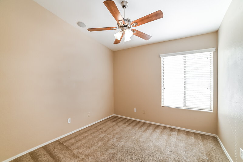 2,020/Mo, 6660 W Monona Dr Glendale, AZ 85308 Bedroom View 4