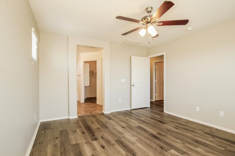 2,370/Mo, 7907 S 50th Ln Laveen, AZ 85339 Main Bedroom View 2