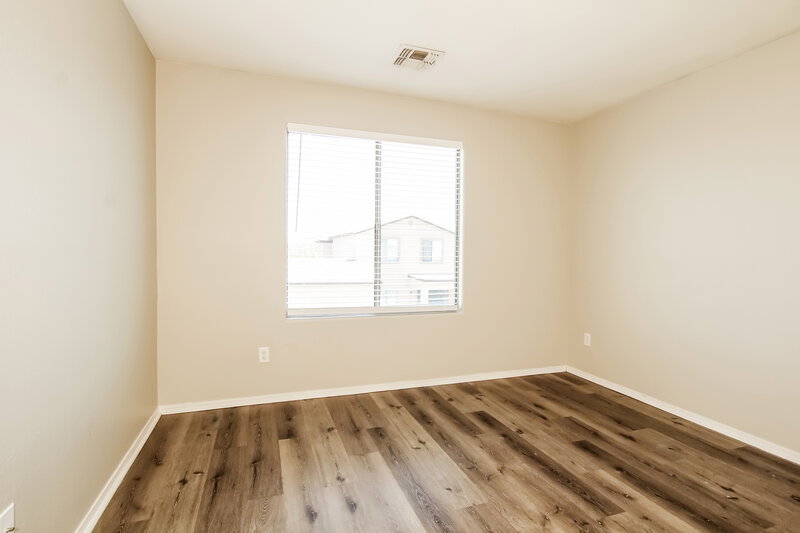 2,370/Mo, 7907 S 50th Ln Laveen, AZ 85339 Bedroom View