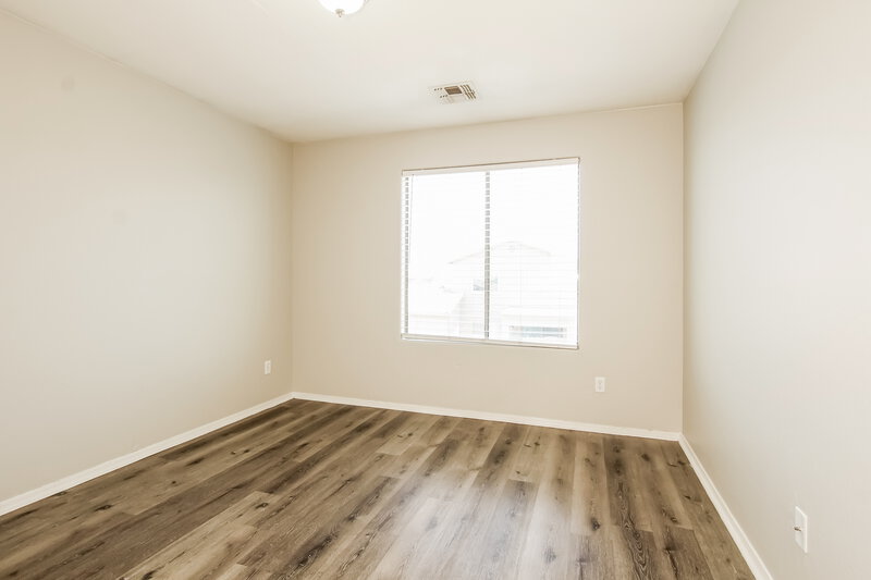 2,370/Mo, 7907 S 50th Ln Laveen, AZ 85339 Bedroom View 2
