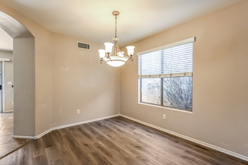 2,390/Mo, 28001 N 23rd Dr Phoenix, AZ 85085 Dining Room View