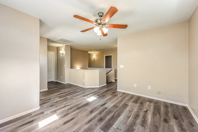 2,390/Mo, 28001 N 23rd Dr Phoenix, AZ 85085 Bonus Room View