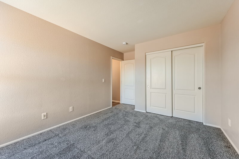 2,390/Mo, 28001 N 23rd Dr Phoenix, AZ 85085 Bedroom View 2