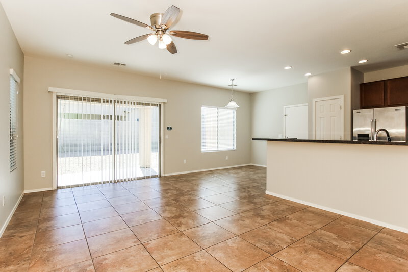 2,440/Mo, 4941 W Fawn Dr Laveen, AZ 85339 Living Room View