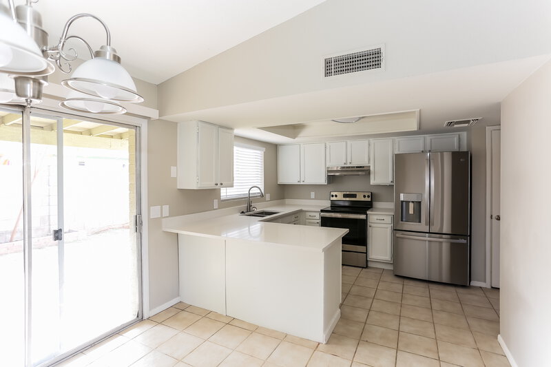 2,115/Mo, 1417 E Irwin Ave Phoenix, AZ 85042 Misc View 6