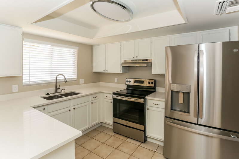 2,115/Mo, 1417 E Irwin Ave Phoenix, AZ 85042 Misc View 8