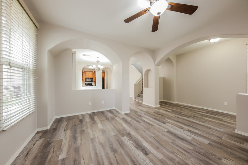 2,055/Mo, 28902 N 124th Dr Peoria, AZ 85383 Living Room View 2