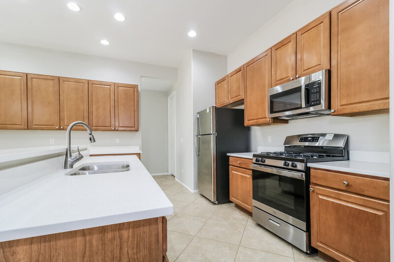 2,630/Mo, 13734 W Montebello Ave Litchfield Park, AZ 85340 Kitchen View