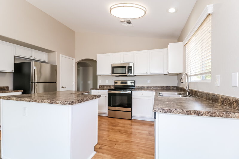 1,775/Mo, 11 S 219th Dr Buckeye, AZ 85326 Kitchen View 2