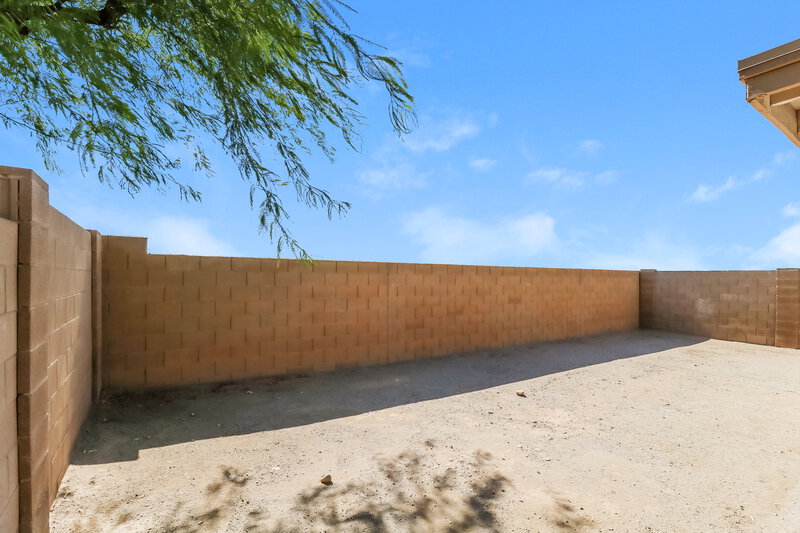 1,775/Mo, 11 S 219th Dr Buckeye, AZ 85326 Exterior View