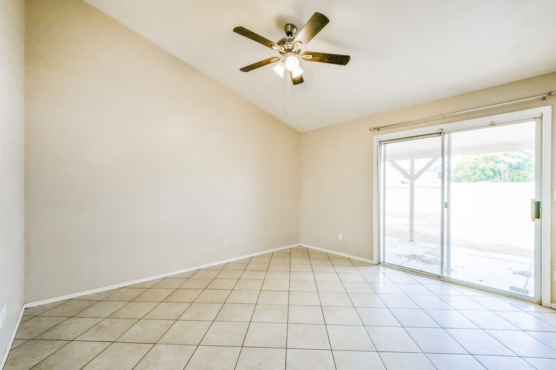 0/Mo, 1130 N Meadows Dr Chandler, AZ 85224 Dining Room View