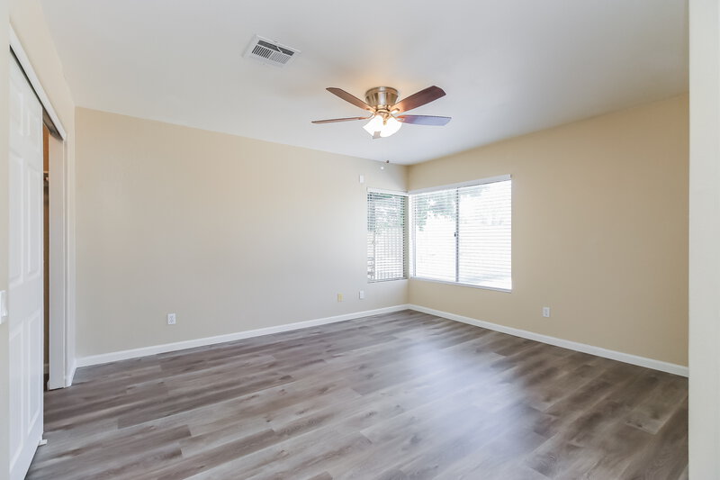 2,335/Mo, 1130 N Meadows Dr Chandler, AZ 85224 Main Bedroom View 2