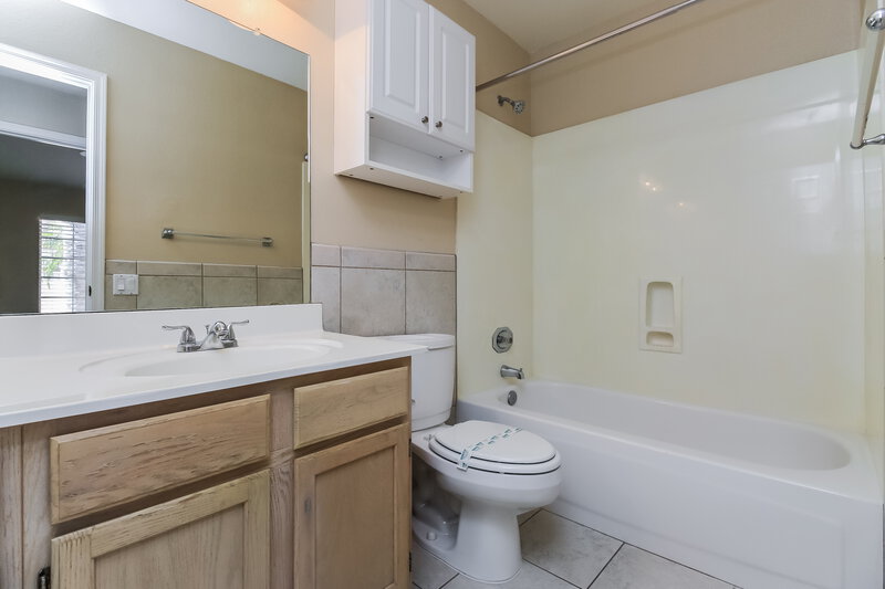 2,335/Mo, 1130 N Meadows Dr Chandler, AZ 85224 Bathroom View