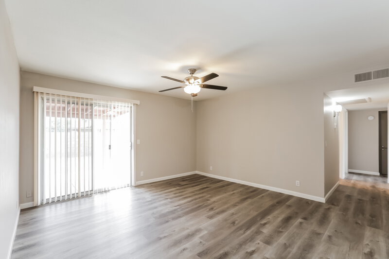 2,170/Mo, 307 W Nopal Pl Chandler, AZ 85225 Living Room View