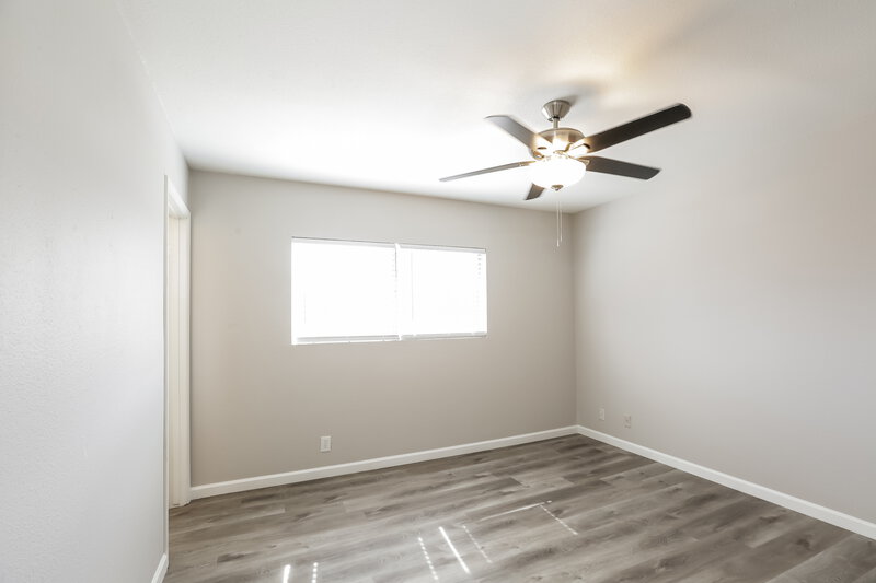 2,170/Mo, 307 W Nopal Pl Chandler, AZ 85225 Main Bedroom View 2