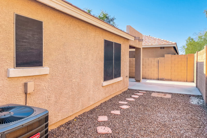 2,035/Mo, 2115 S Luther Mesa, AZ 85209 Rear View 2