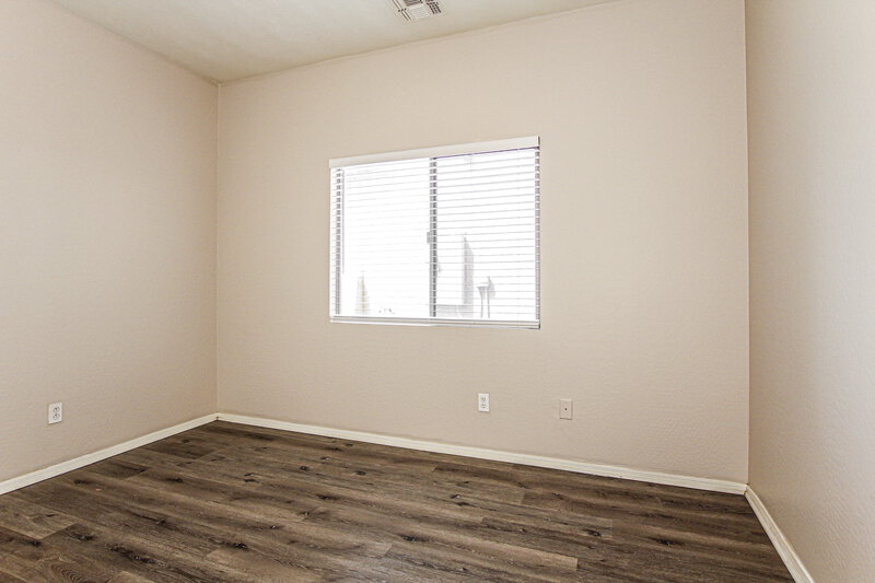 2,365/Mo, 5206 W Glass Ln Laveen, AZ 85339 Bedroom View 2
