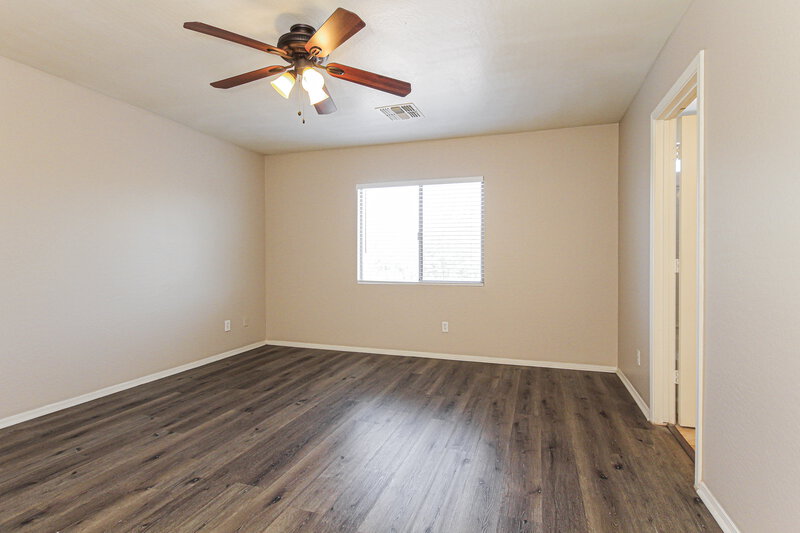 2,365/Mo, 5206 W Glass Ln Laveen, AZ 85339 Bedroom View 4