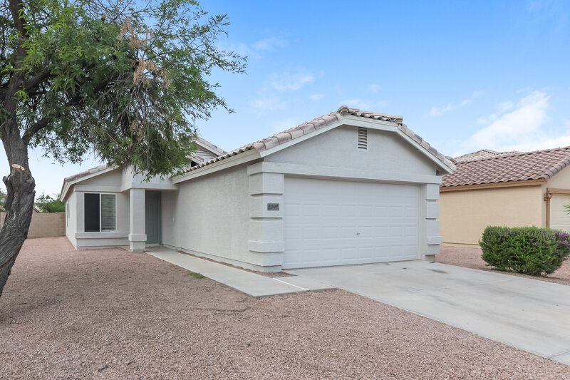 1,780/Mo, 11509 W Shaw Butte Dr El Mirage, AZ 85335 External View
