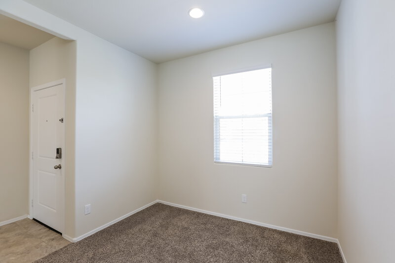 2,170/Mo, 7823 W Riverside Ave Phoenix, AZ 85043 Bedroom View 3