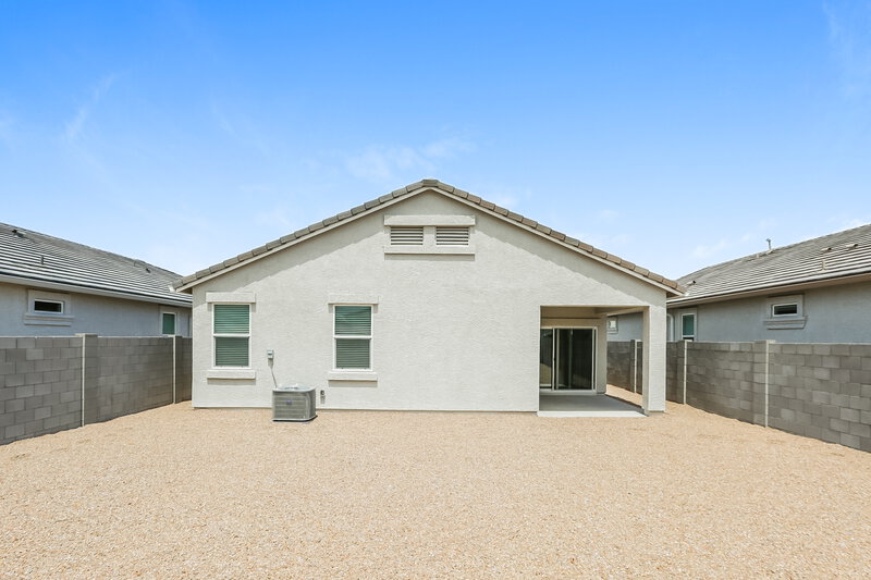 2,170/Mo, 7823 W Riverside Ave Phoenix, AZ 85043 Rear View
