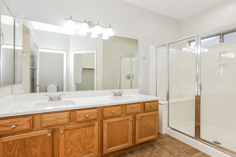 2,045/Mo, 41915 N 46th Dr Phoenix, AZ 85086 Main Bathroom View