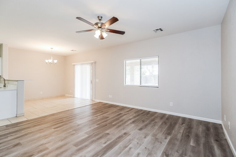 1,905/Mo, 40164 N Thoroughbred Way San Tan Valley, AZ 85140 Living Room View 2