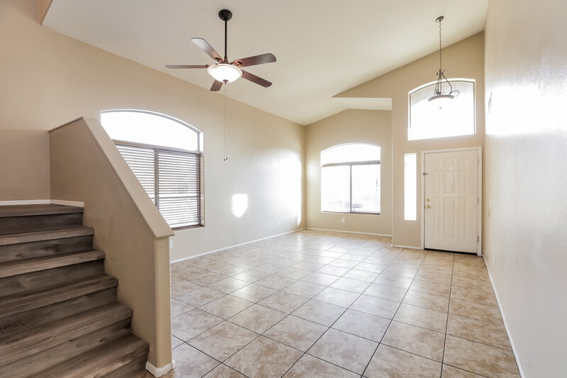 2,305/Mo, 7734 S 47th Ln Laveen, AZ 85339 Living Room View