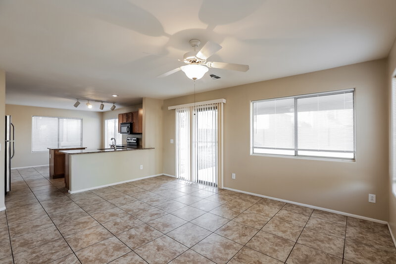2,305/Mo, 7734 S 47th Ln Laveen, AZ 85339 Dining Room View