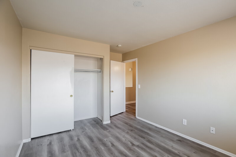 2,305/Mo, 7734 S 47th Ln Laveen, AZ 85339 Bedroom View