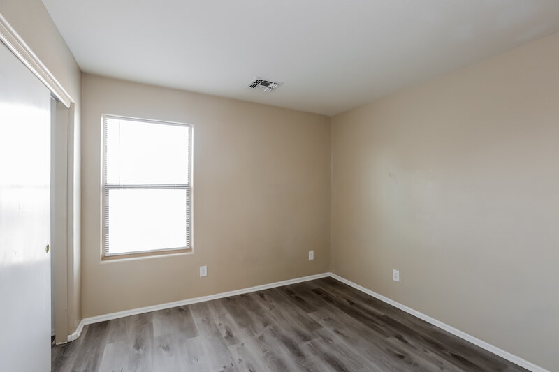 2,305/Mo, 7734 S 47th Ln Laveen, AZ 85339 Bedroom View 2