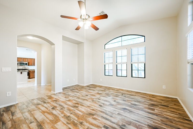 2,270/Mo, 2362 W Sleepy Ranch Rd Phoenix, AZ 85085 Living Room View 2