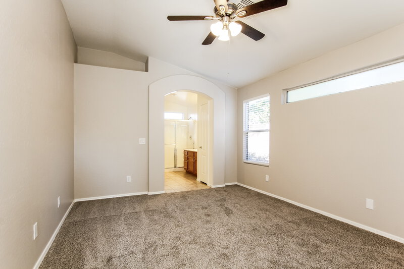 2,095/Mo, 2125 E Danbury Rd Phoenix, AZ 85022 Main Bedroom View