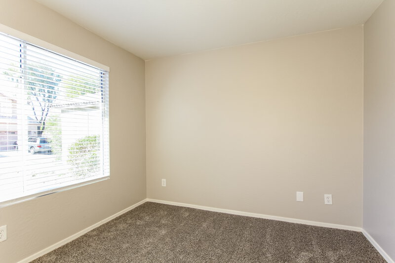 2,095/Mo, 2125 E Danbury Rd Phoenix, AZ 85022 Bedroom View
