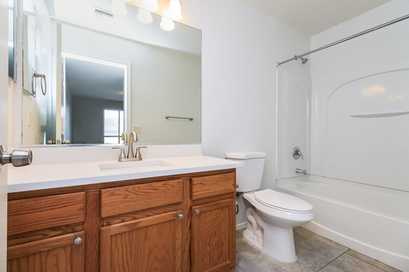 2,345/Mo, 383 W Welsh Black Cir San Tan Valley, AZ 85143 Bathroom View