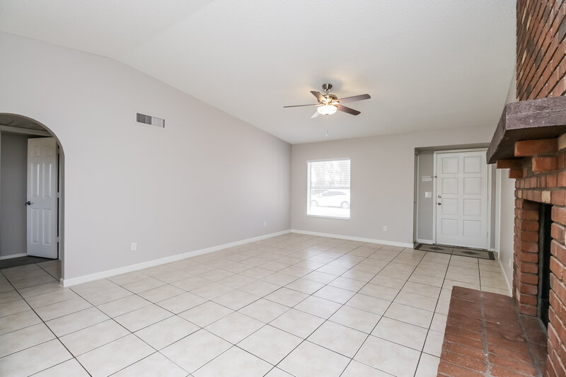 2,485/Mo, 2104 E Boston St Chandler, AZ 85225 Living Room View 3
