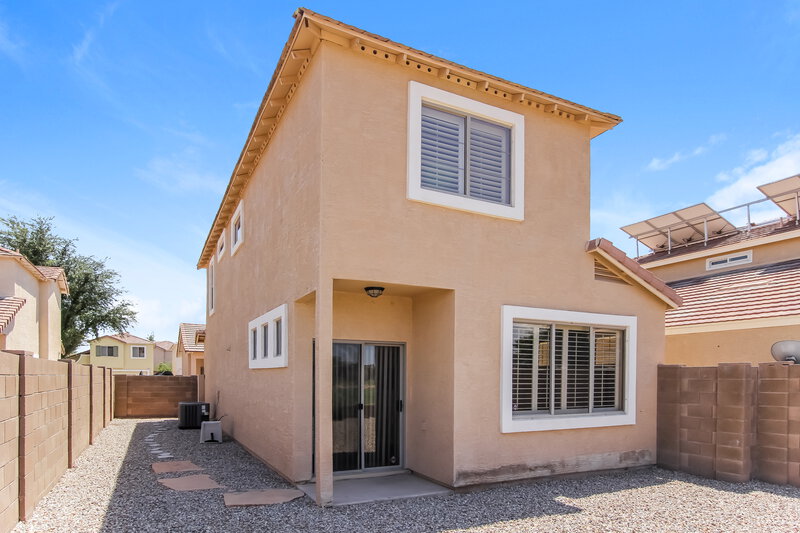 2,170/Mo, 1376 S Boulder St Unit B Gilbert, AZ 85296 Rear View