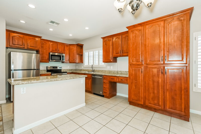 2,090/Mo, 2837 W San Carlos Ln San Tan Valley, AZ 85142 Dining Room View