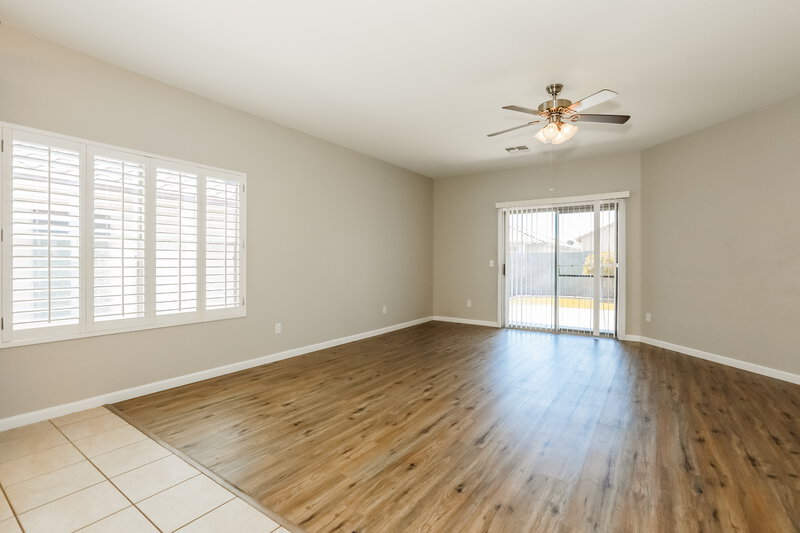 2,090/Mo, 2837 W San Carlos Ln San Tan Valley, AZ 85142 Family Room View