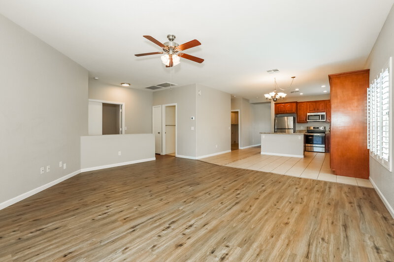 2,090/Mo, 2837 W San Carlos Ln San Tan Valley, AZ 85142 Family Room View 2