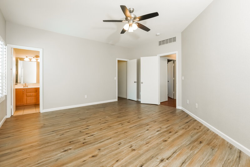 2,090/Mo, 2837 W San Carlos Ln San Tan Valley, AZ 85142 Main Bedroom View 2