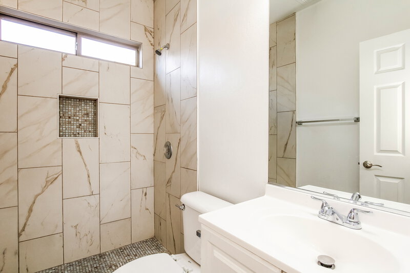 2,620/Mo, 5305 W Novak Way Laveen, AZ 85339 Bathroom View